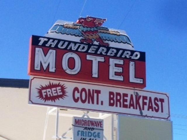 Thunderbird Motel Bishop Extérieur photo