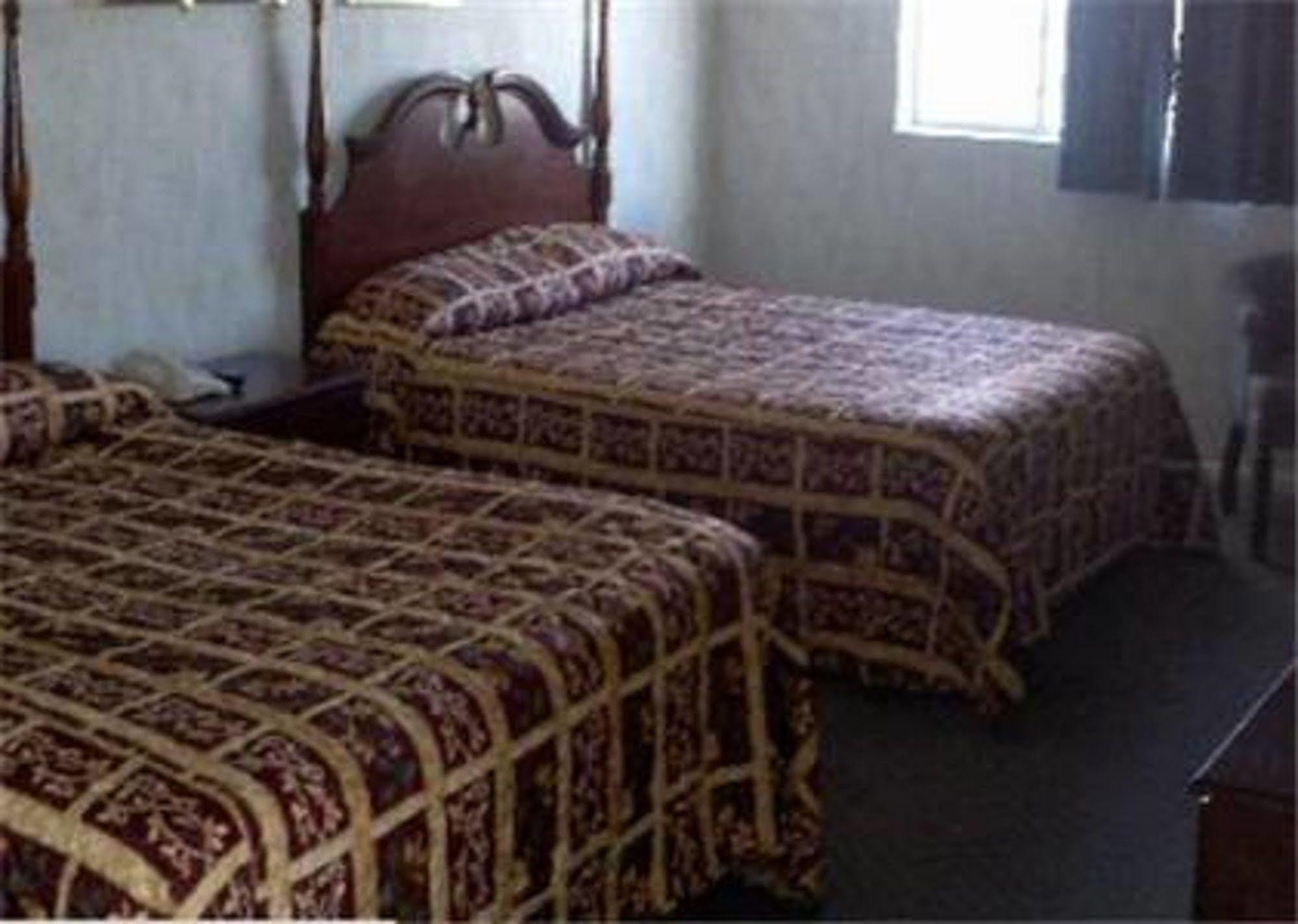 Thunderbird Motel Bishop Extérieur photo